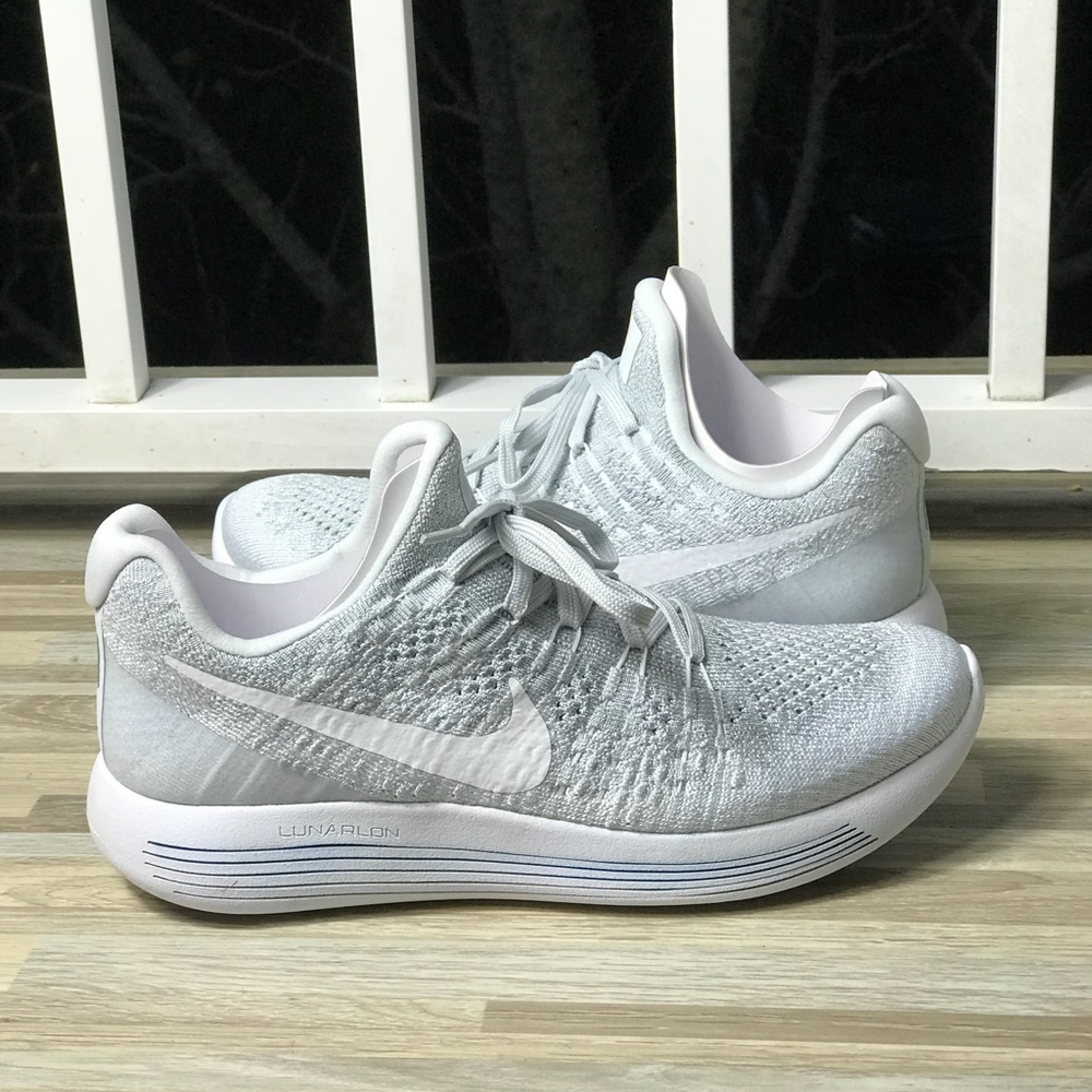 NWT Nike LunarEpic Low Flyknit 2 Pure Platinum W - Picture 4 of 7